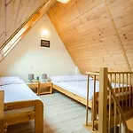 Pomaranczowy Z Basenem I Sauna *