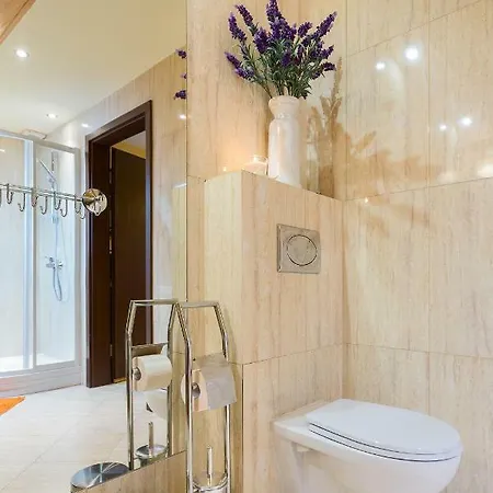 Apartman Pomaranczowy Z Basenem I Sauna